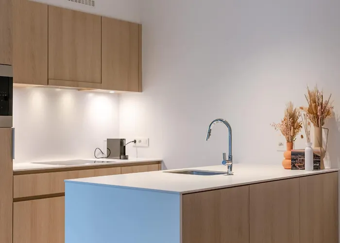 דירה Modern In The Iconic Ensor Tower *