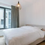 Modern In The Iconic Ensor Tower Апартаменти *