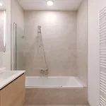 Modern In The Iconic Ensor Tower شقة